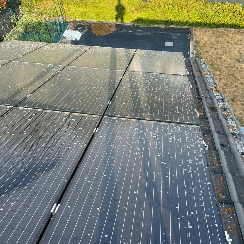 Photo-2-avant-nettoyage-panneaux-solaires-maison-par-dl-nettoyage-51